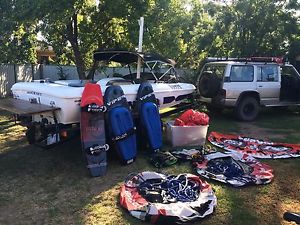Skicraft Stinga Ski/Wake Boat Wakeboard Boat / Biscuits / kneeboard