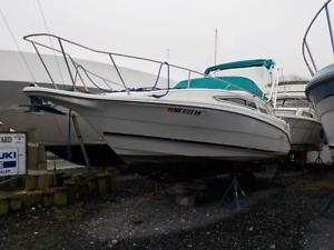 1992 Rinker 260 Fiesta Vee