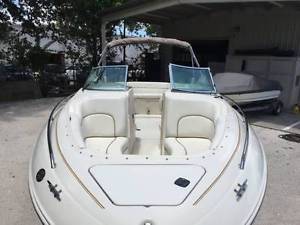 1999 Sea Ray 260 BR Signature Select