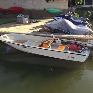 Boston Whaler 15 Sport