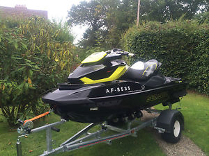 2013 SEADOO RXT AS260 ONLY 5 HOURS USE FROM NEW