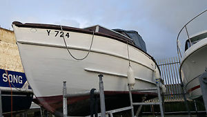 30ft Broads Cruiser