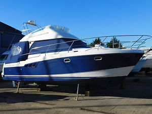 2004 BENETEAU ANTARES 9.80 TWIN DIESEL FLYBRIDGE CRUISER