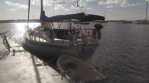1982 Ericson 30 plus