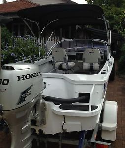 Quintrex 440 Coast Runner