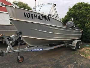 Savage 5.5mt Alluminium Fishing boat