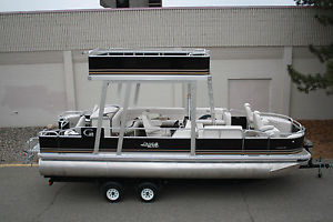 New 24  fish and fun Grand Island pontoon boat with upper roof---One only