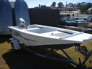 QUINTREX F420 HORNET
