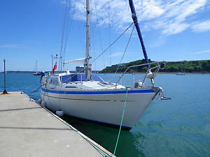 MOODY 36 DS (DECK SALOON) (80'S) VERY,VERY RARE YACHT....NO 4 OF 4 BUILT!