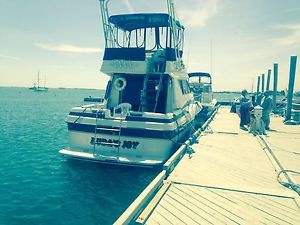 1984 Crusiers Yachts Chateau Vee