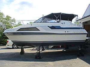 1986 27ft Carver Montego aft cabin