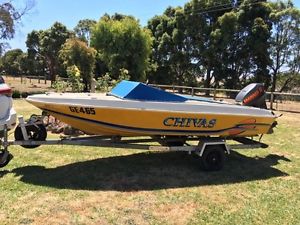 speed boat