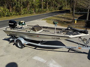 2008 TRITON TC17