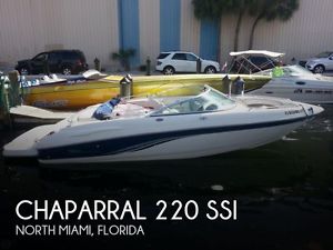 2004 Chaparral 220 Ssi