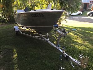 3.7m tinny 25hp merc