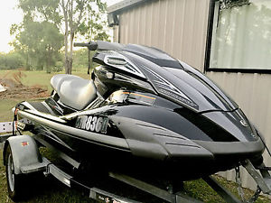 2011 Yamaha 1800cc wave runner Jet ski water craft Boat Runs well No reserve