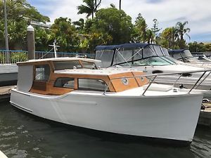 Halvorsen 21ft classic Sedan Cruiser