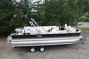 New 24 ft pontoon boat with High performance tubes
