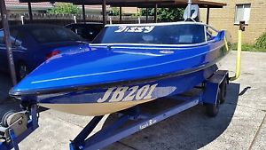 1985 Pride Cheetah Speed Boat