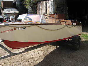 1954 Classic Gentlemens River Launch