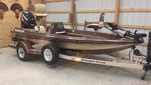 1992 RANGER 320 V BASS FISHING BOAT 115 EVINRUDE E-TEC H.0 MINNKOTA EAGLE VIEW