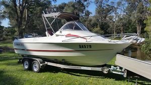 STREAKER 5.85 TOURNAMENT FISHING BOAT