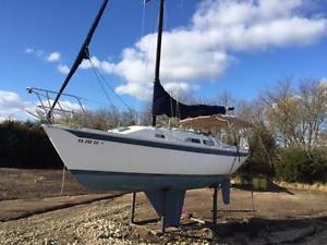 1985 Ericson 26