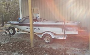 1988 Mastercraft Prostar 190 ski boat...Project...Needs Restored