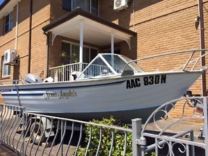 Brooker boat