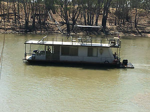 HOUSE BOAT