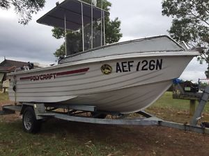 boat 2005 polycraft 4.55 with 2005 Johnson 50hp oil injection
