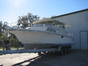 Stamas 26 FT boat with trailer NO RESERVE