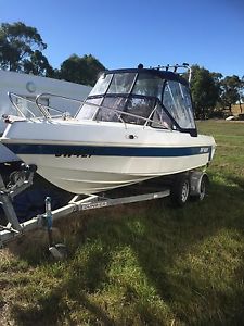 1989 Sandy Cove 1600 Runabout