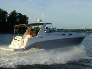 2005 Rinker  Fiesta Vee
