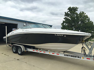 2013 Hurricane 2690 Sundeck