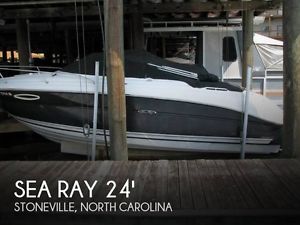 2007 Sea Ray 225 Weekender