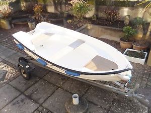 Fishing/Day Boat Dromedile With 320 Road Trailer and Launching Trailer