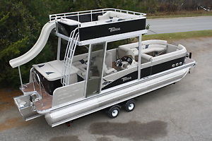 New 2785 Vista Elite Funship triple tube pontoon boat