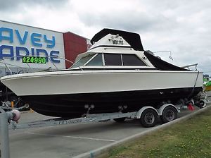 Bertam 25 Flybridge
