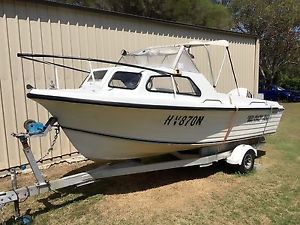 HALF CABIN - SUNCRAFT 17FT - 85HP JOHNSON