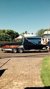 ski boat