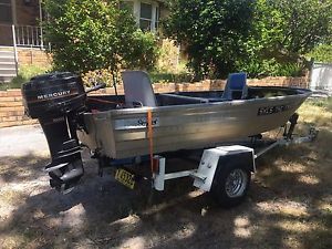 3.6m Stacer  tinny