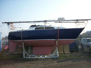 Cobra 750 yacht