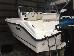 2005 Mako