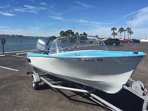 Classic Boat 1960 Glassmaster Classic UNC Blue/2016 Honda boat motor