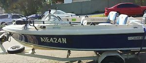 Haines Hunter boat fibreglass 4.4m 2000 model 70 yamaha trailer all has long reg