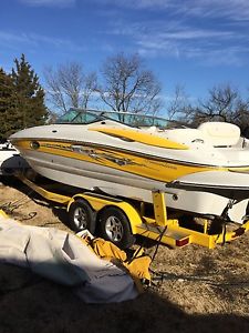 2006 Crownline 240EX