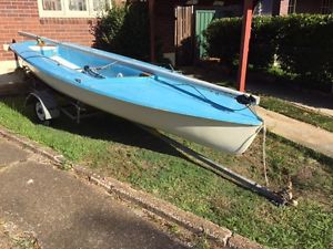 Sailing International Four Seventy 470 Sail Boat with Registered Trailer 15.5 ft