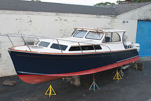 2008 Marlow 375 Prowler Classic Yacht with 3 Evinrude E-TEC 300 hp