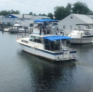 Burns Craft 40' (Fiberglass)
